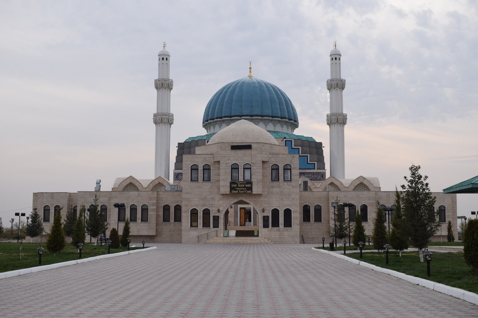 Turkestan Kazakhstan - Tashkent Uzbekistan